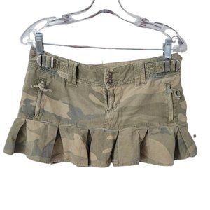 SUPER CUTE Army Fatigue Print Corduroy Mini with Pleated Hem & Zippered Pockets